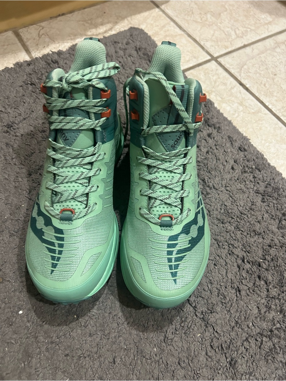 Women’s Mint Green High-Top hiking boots